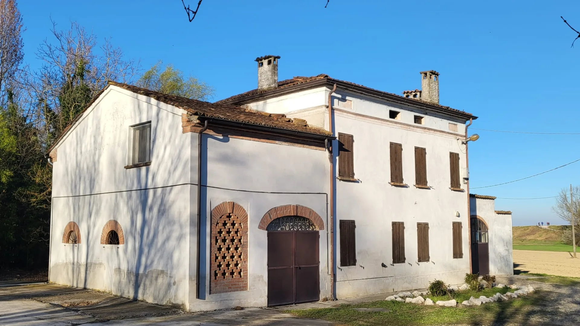Casa di campagna a Suzzara — foto principale