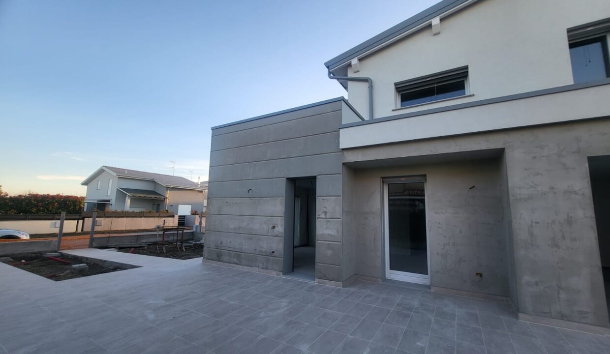 WhatsApp Image 2025-11-03 at 17.58.50