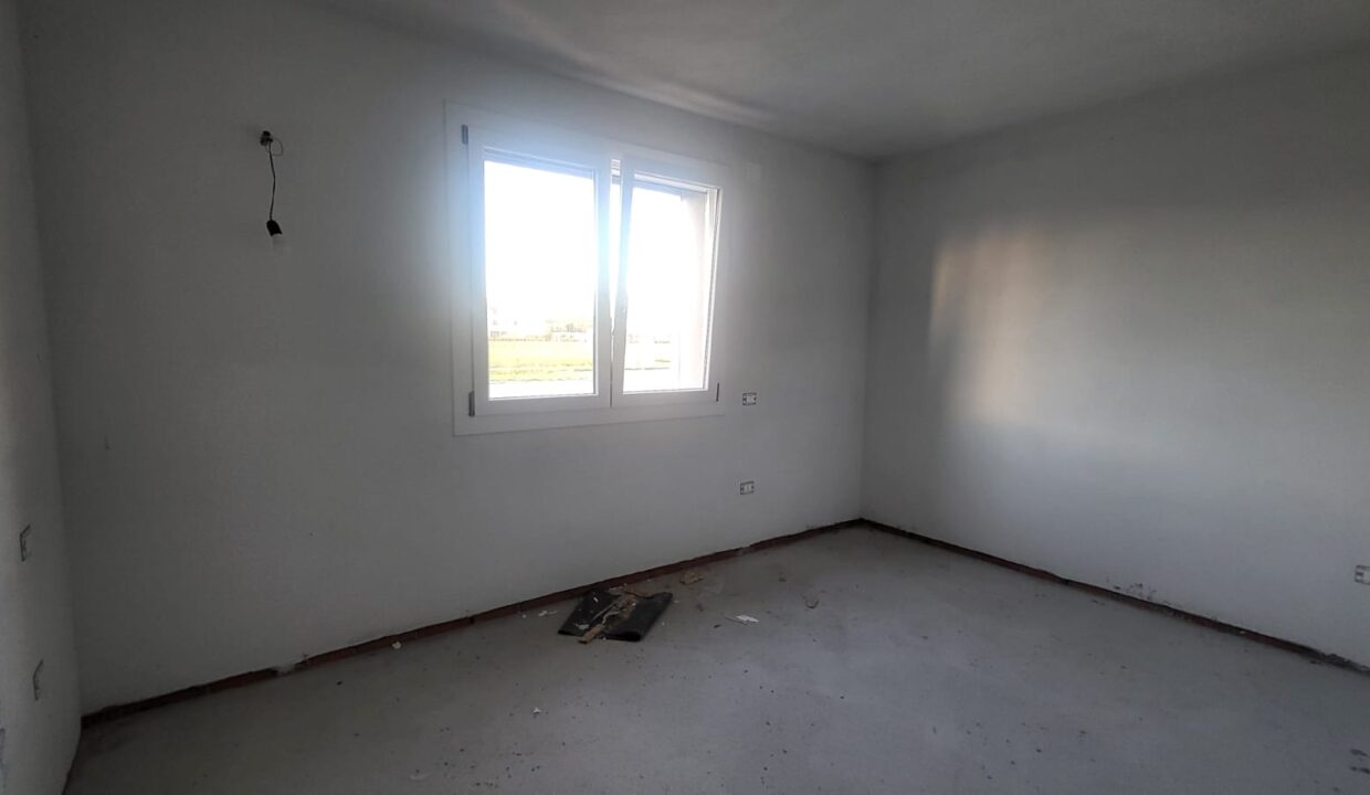 WhatsApp Image 2025-11-03 at 17.58.50 (4)