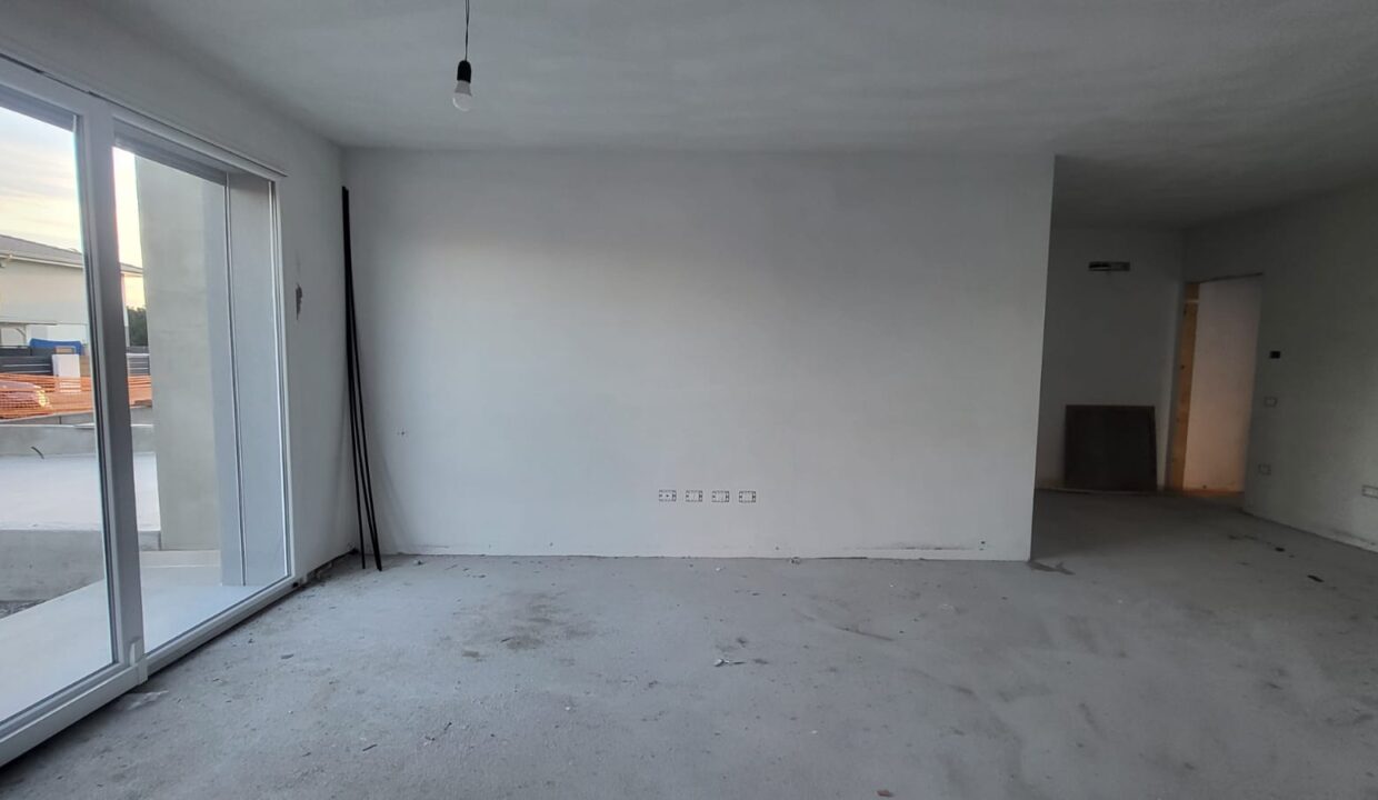 WhatsApp Image 2025-11-03 at 17.58.52 (1)