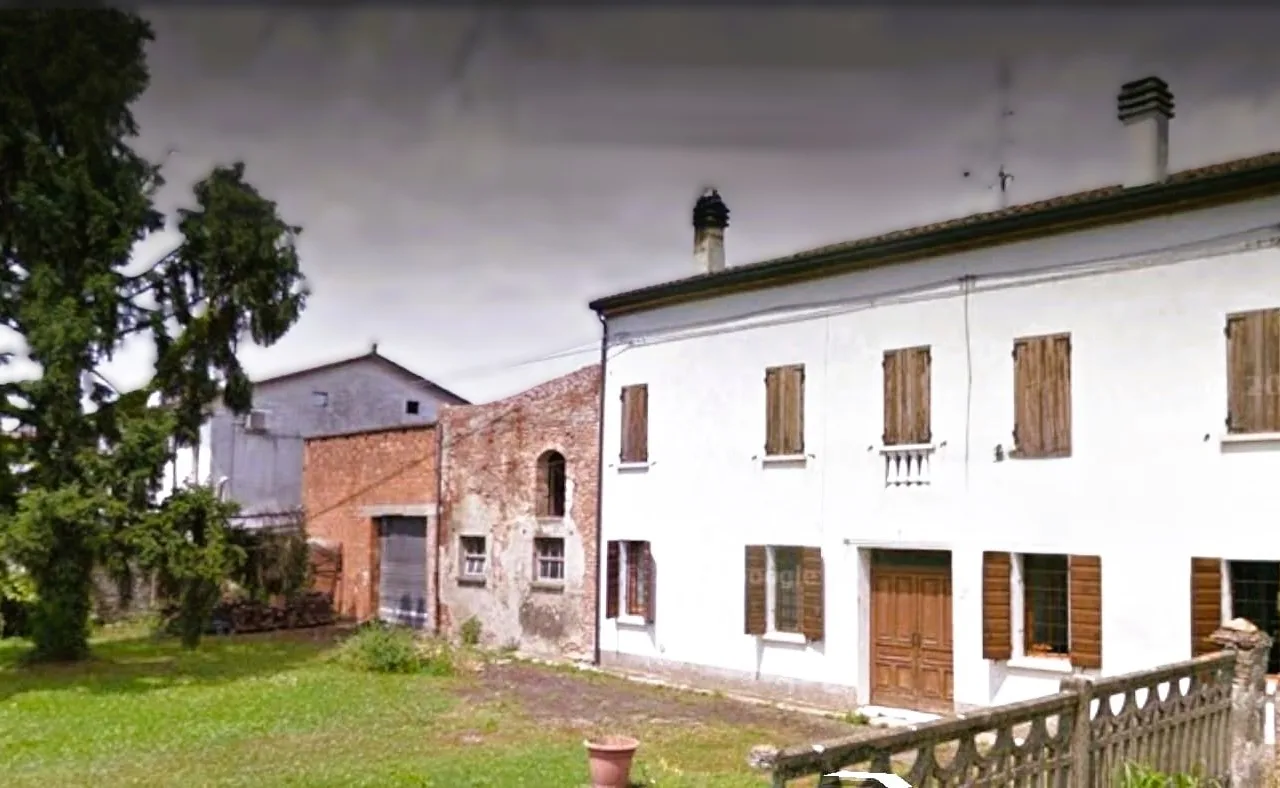 Casa semindipendente a Luzzara — foto 1