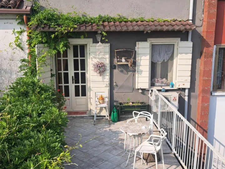 Casa Semindipendente in Frazione di San benedetto Po — Frazione, San Benedetto Po (MN)