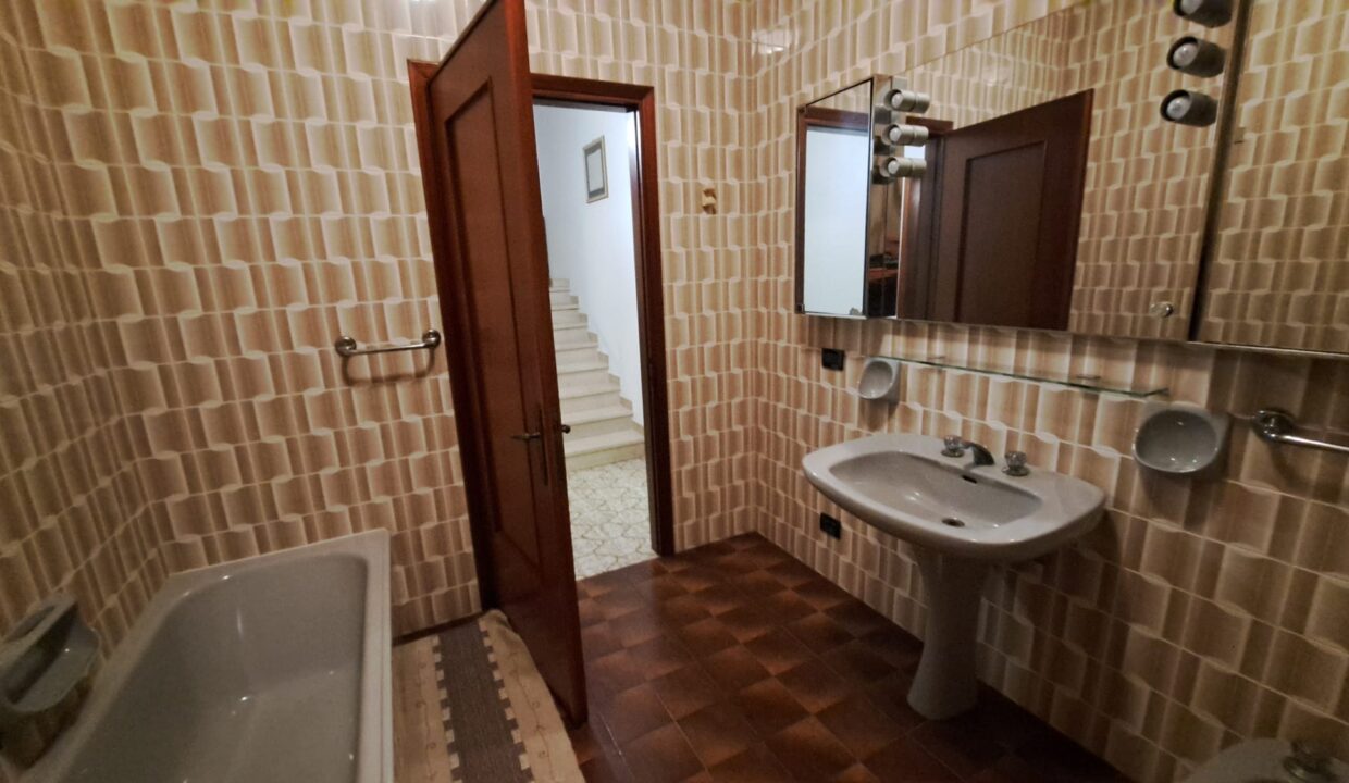 WhatsApp Image 2025-10-27 at 11.31.06