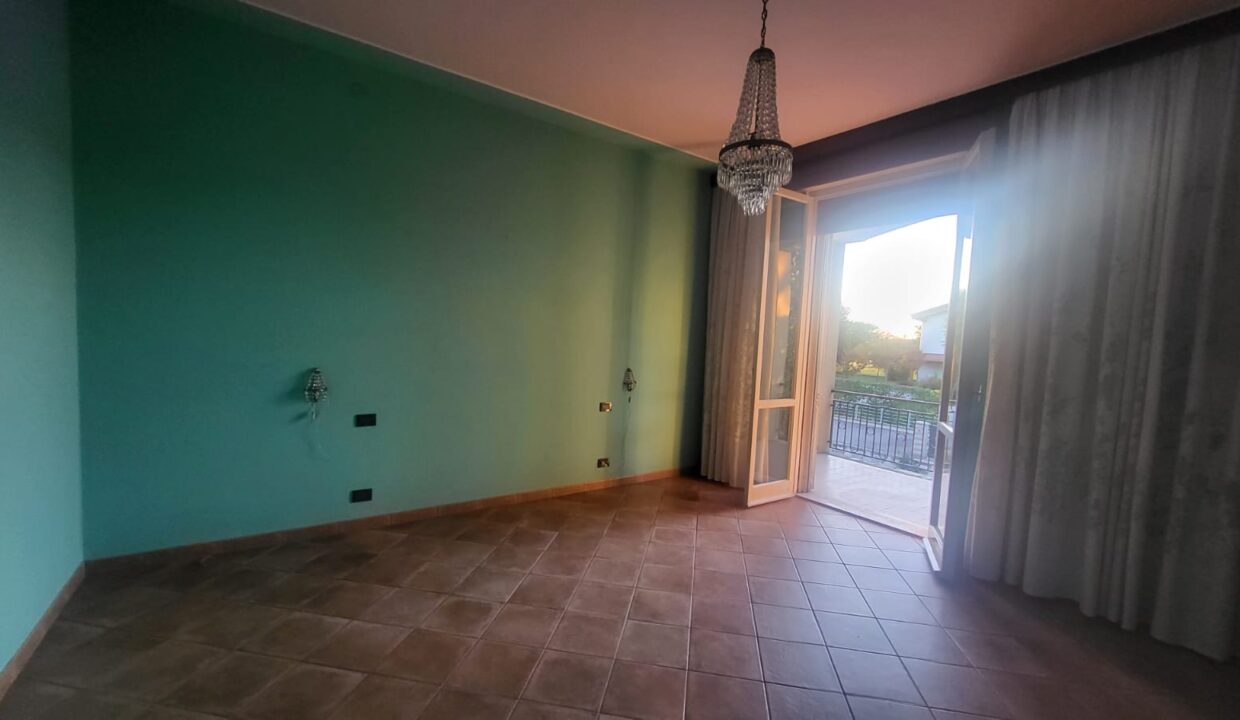 WhatsApp Image 2025-10-27 at 17.39.10