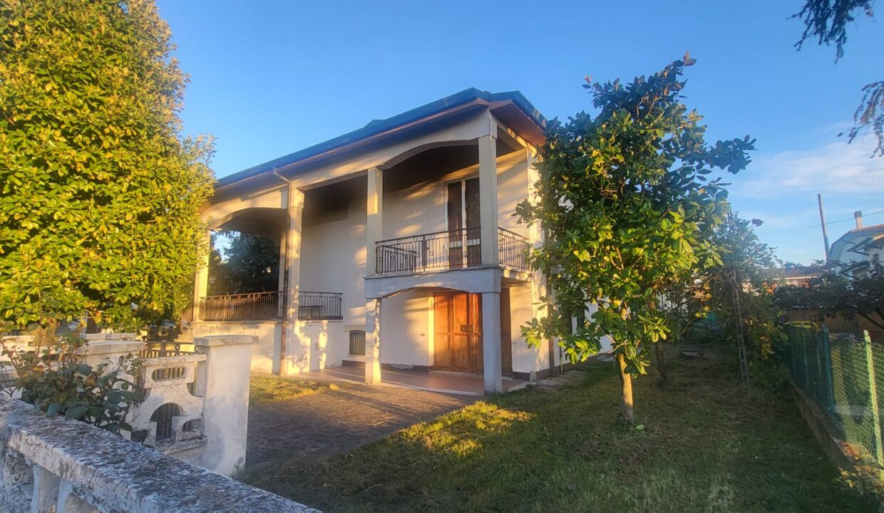 WhatsApp Image 2025-10-27 at 17.39.18 (8)