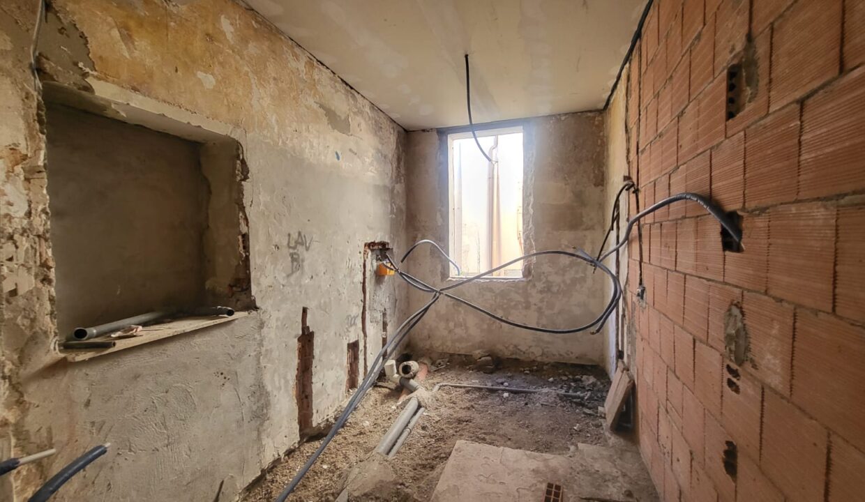 WhatsApp Image 2025-11-03 at 17.54.50 (3)