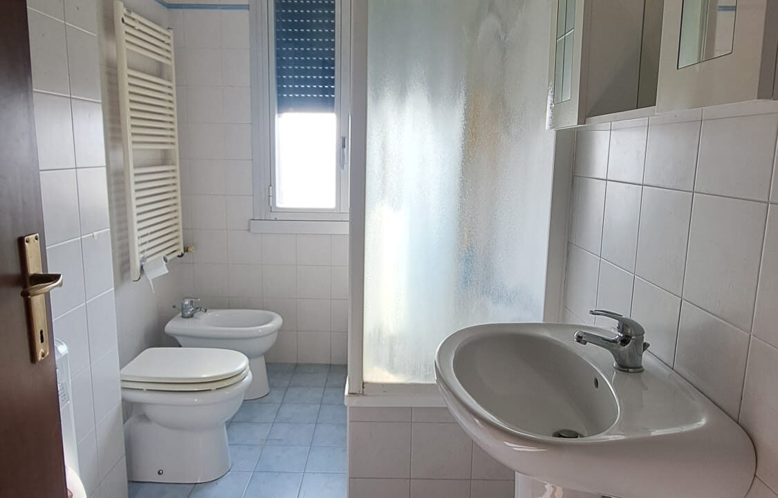 WhatsApp Image 2025-11-08 at 10.53.10 (1)