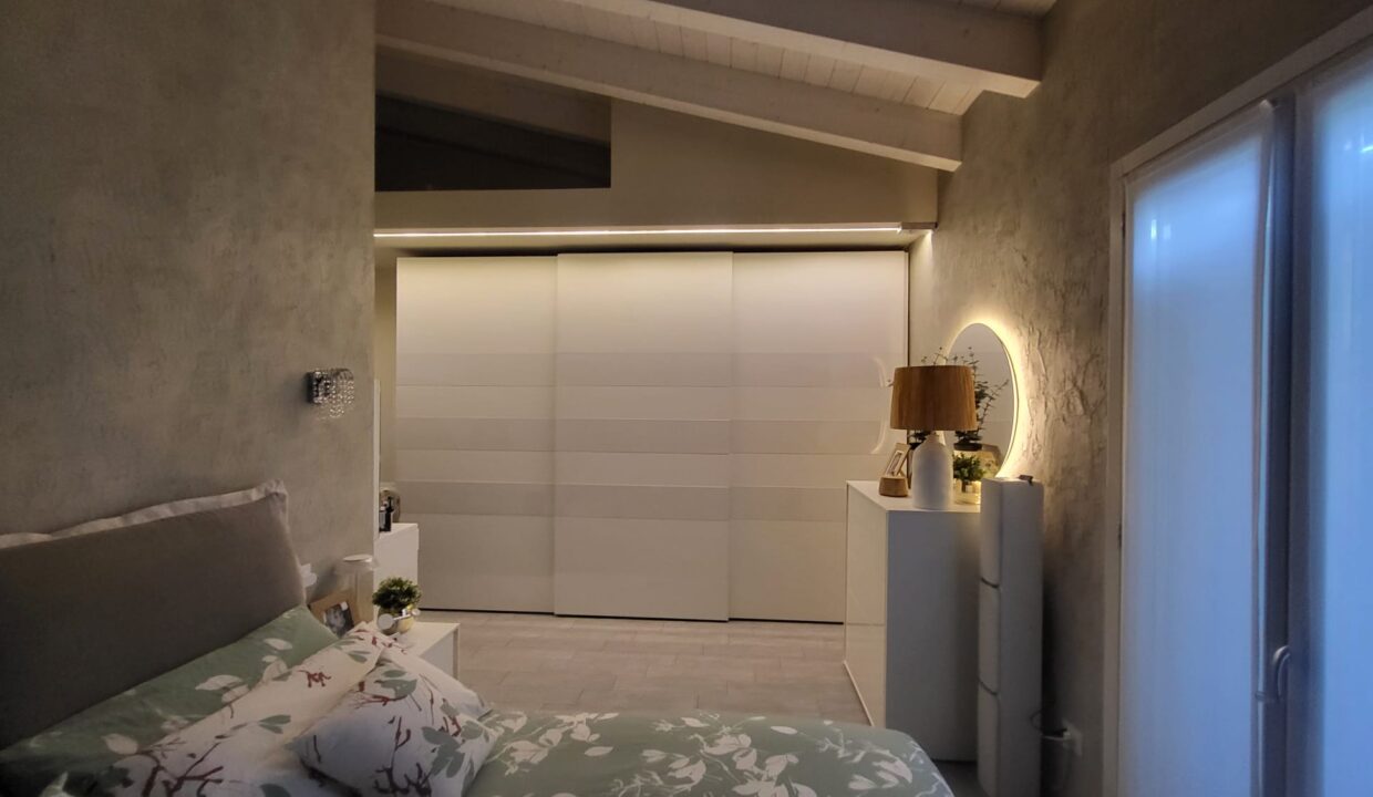 WhatsApp Image 2025-11-12 at 17.19.49