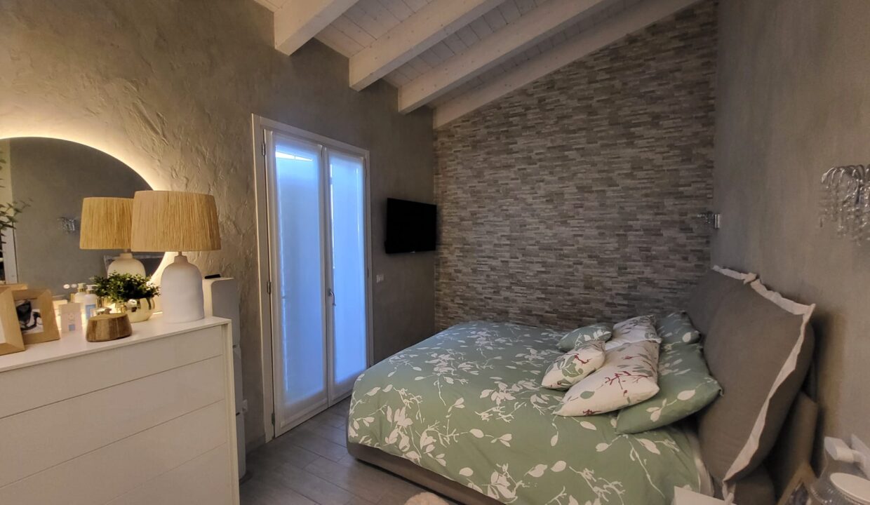 WhatsApp Image 2025-11-12 at 17.19.54