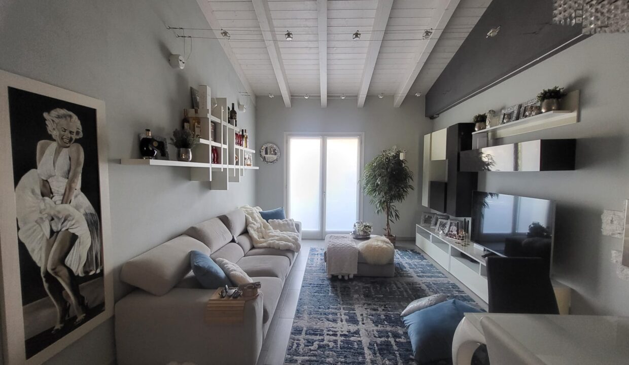 WhatsApp Image 2025-11-12 at 17.20.20 (3)