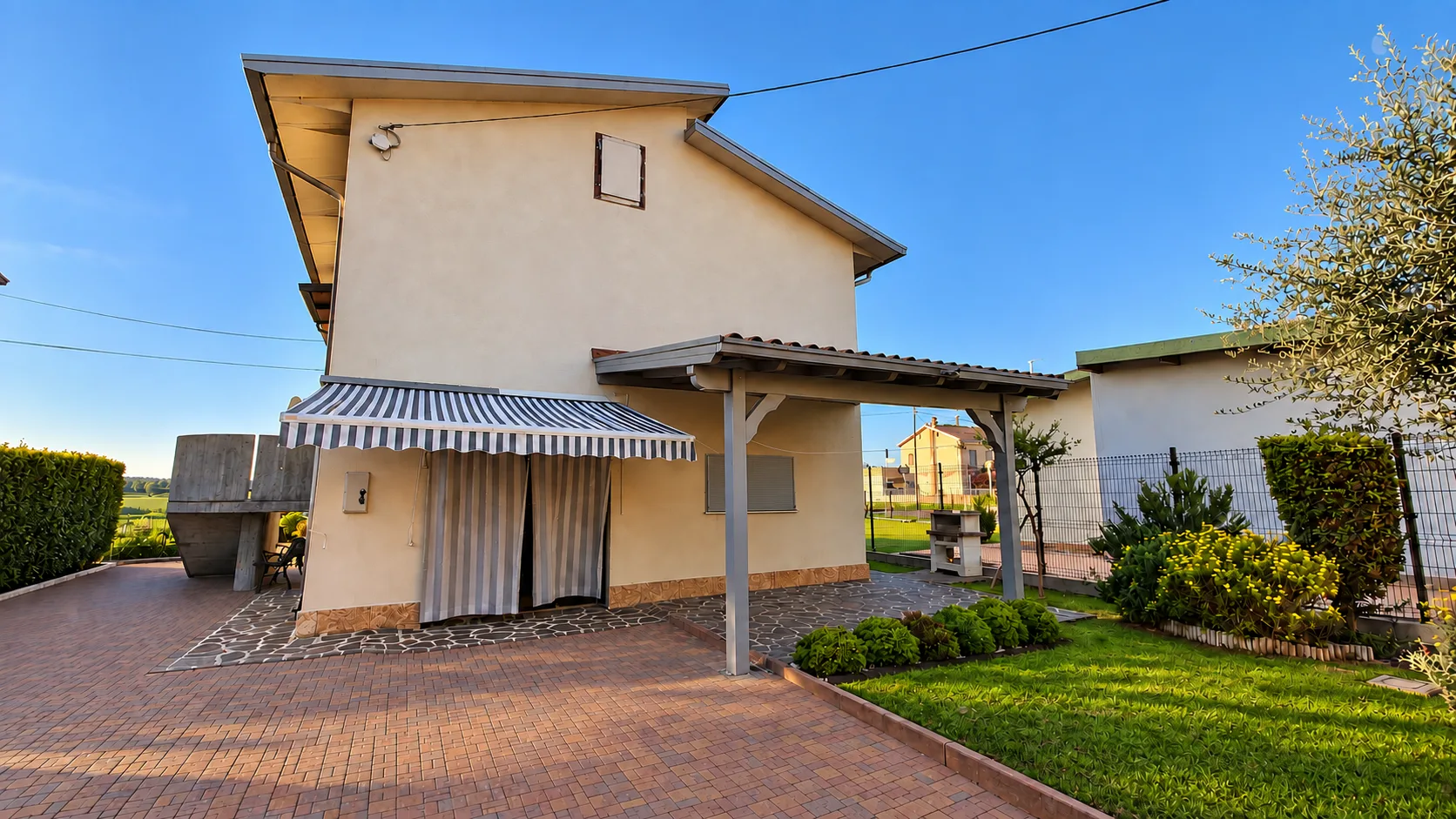 Villa singola a Suzzara — foto principale