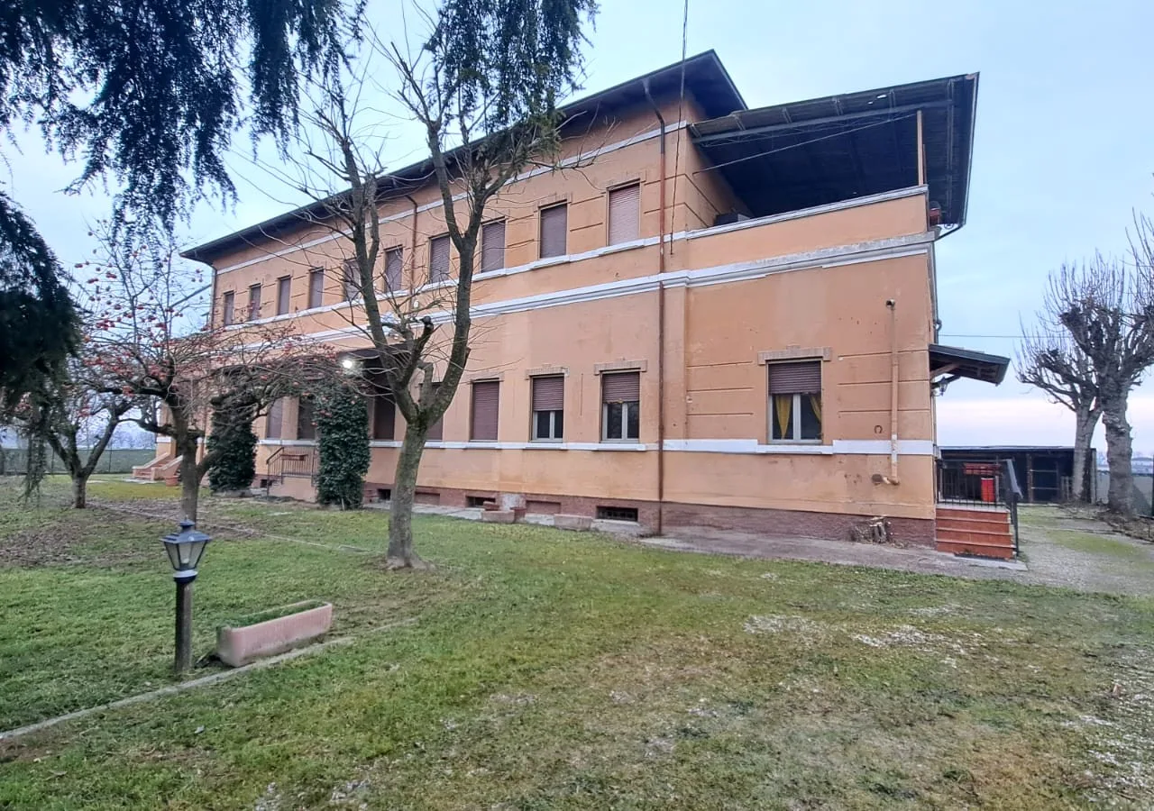Casa indipendente a Moglia — foto 1