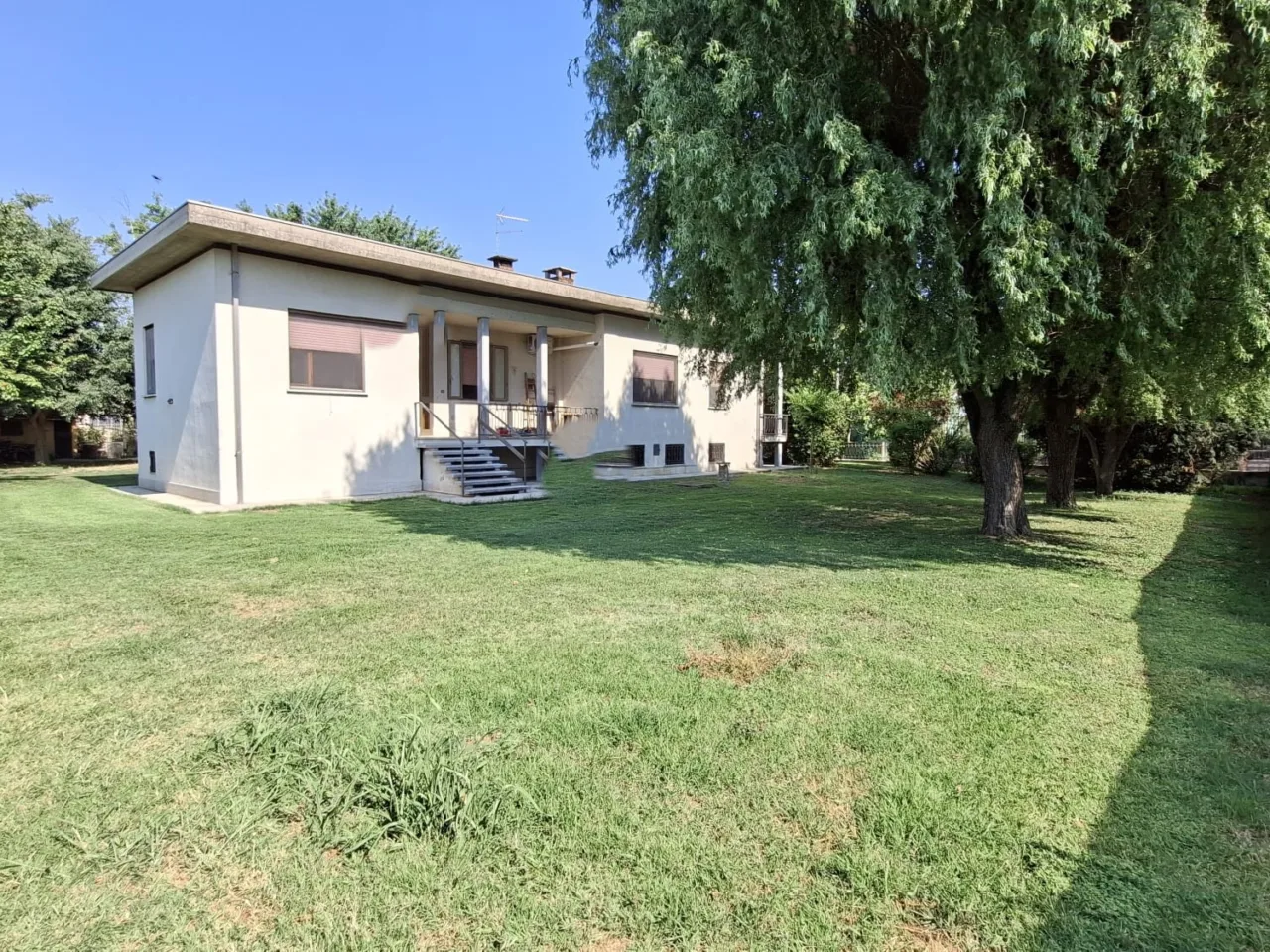 Villa singola a Suzzara — foto 1